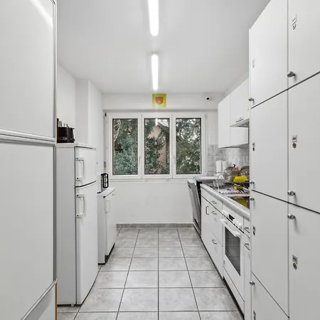 Betahouse Self-check In *