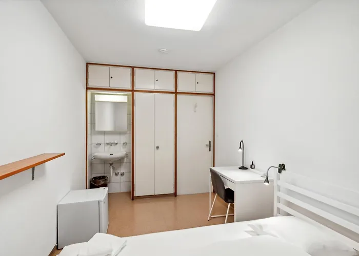 بيت شباب Betahouse Self-check In