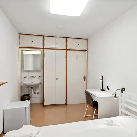 Hostel Betahouse Self-check In